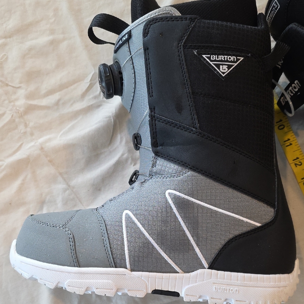 Burton Men's Black and Gray Snow Boots